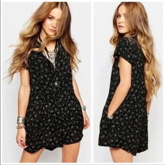 Free People Short sleeve Romper size s - Picture 1 of 12